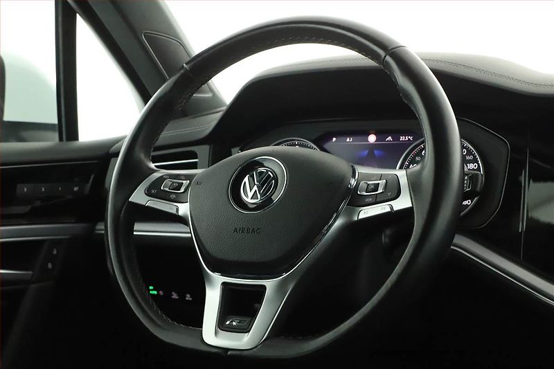 Volkswagen Touareg (2020) 3.0 TDI, 4x4, Vzduch, ACC - fotka 33 z 34