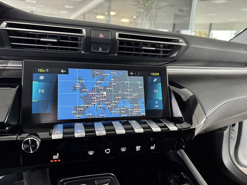 Peugeot 508 Hybrid 225*AT8*REZERVACE! - fotka 20 z 38