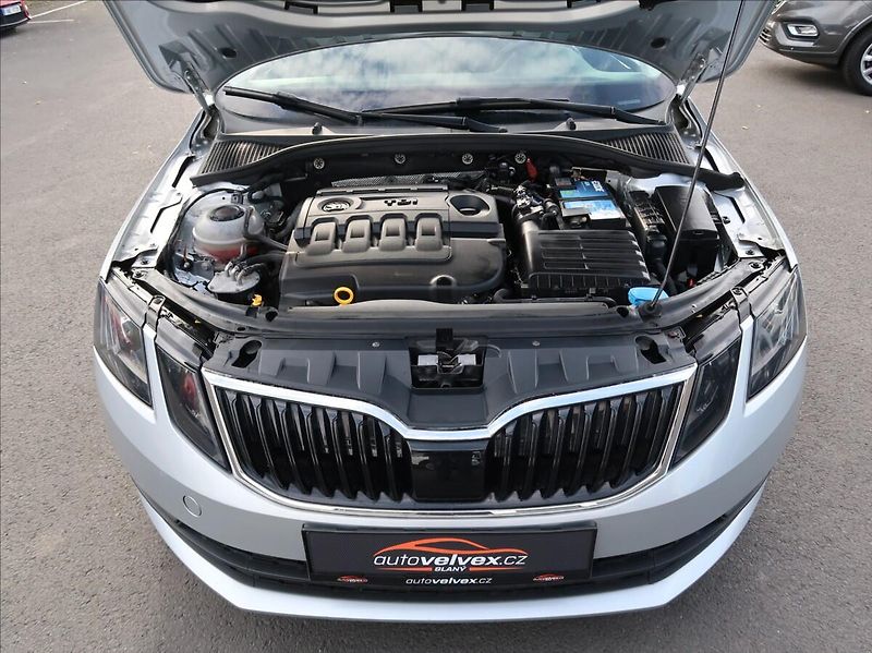 Škoda Octavia 1,6 TDi,85kW,NovéČR,klima - fotka 19 z 21
