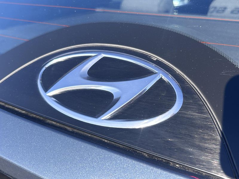 Hyundai Tucson 1.6 T-GDi Smart - fotka 9 z 38