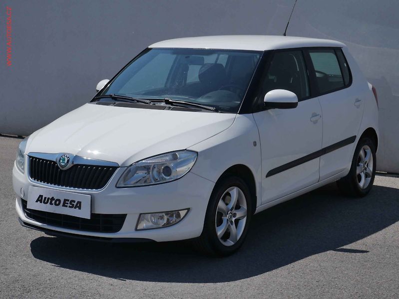 Škoda Fabia (2011) 1.2 TSi, Klima - fotka 3 z 13