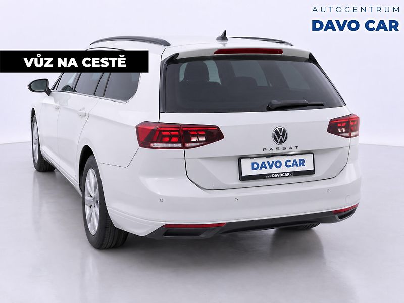 Volkswagen Passat 2,0 TDI 110kW Business Premium - fotka 2 z 10