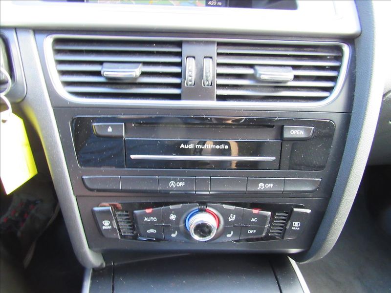 Audi A4 Avant 2,0 TDi 110kW - fotka 18 z 31