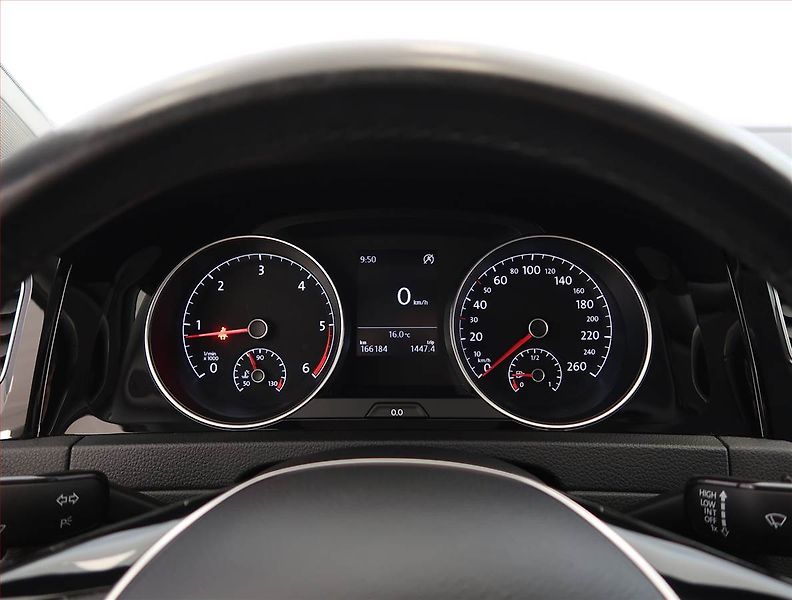 Volkswagen Golf (2015) 1.6 TDI, Automat, Serv.kniha - fotka 11 z 22