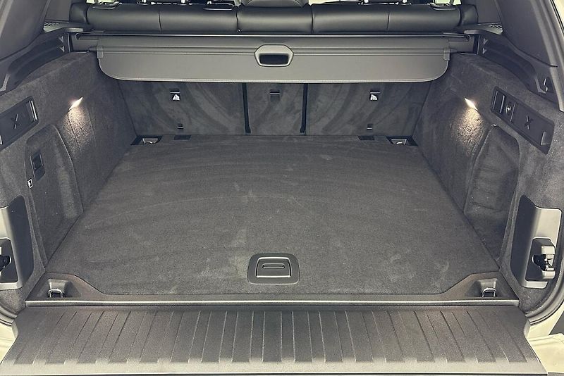 BMW X5 xDrive30d - fotka 14 z 16