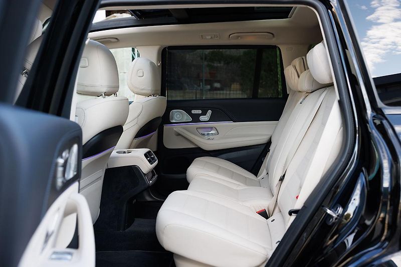 Mercedes-Benz GLS (2024) GLS 450d 4Matic AMG Line - fotka 45 z 64