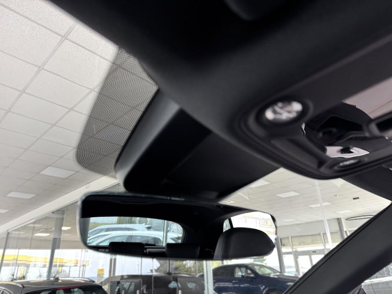 Audi Q8 50TDI Quattro*S-LINE*REZERVACE - fotka 19 z 42