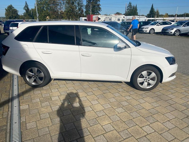 Škoda Fabia (2015) III Kombi 1.2 TSi 81kW DSG - fotka 3 z 27