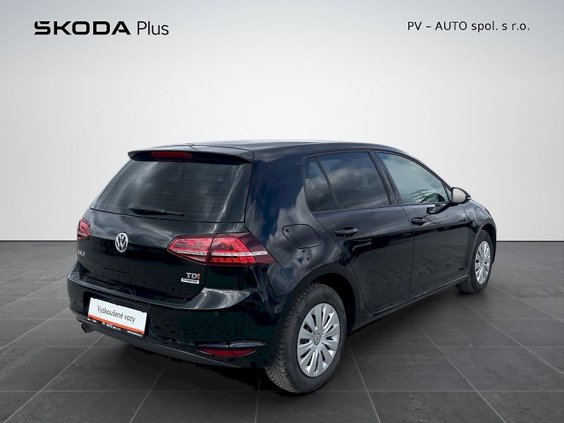 Volkswagen Golf (2015) 1.6 TDI 77 kW Comfortline - fotka 2 z 29