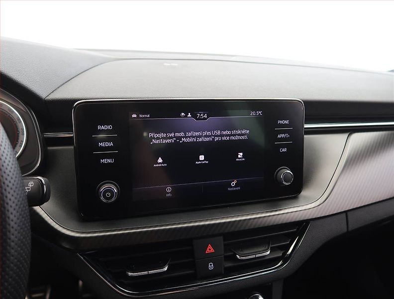 Škoda Kamiq (2023) Monte Carlo 1.5 TSI - fotka 16 z 26