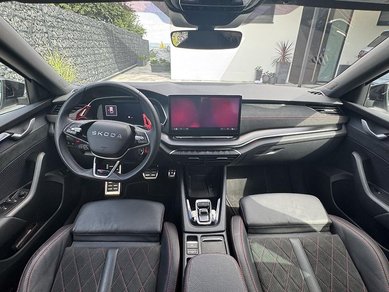 Škoda Octavia (2025) RS combi - fotka 6 z 10