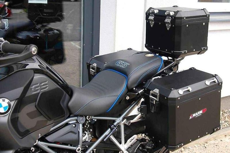 Ojetá motorka BMW R 1200 GS Adventure.