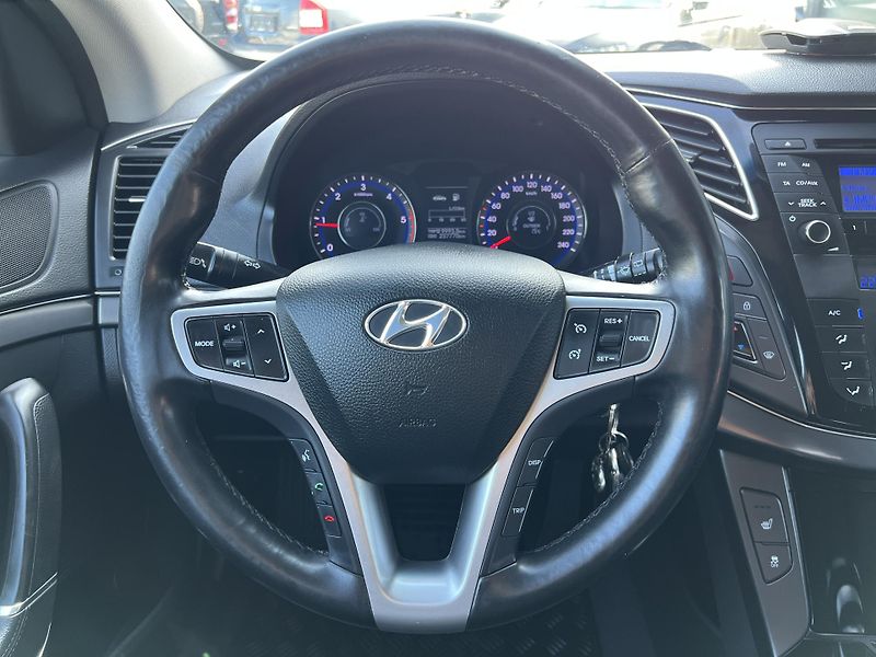 Hyundai i40 1.7CRDi KAMERA KLIMA PŮVOD ČR - fotka 17 z 41