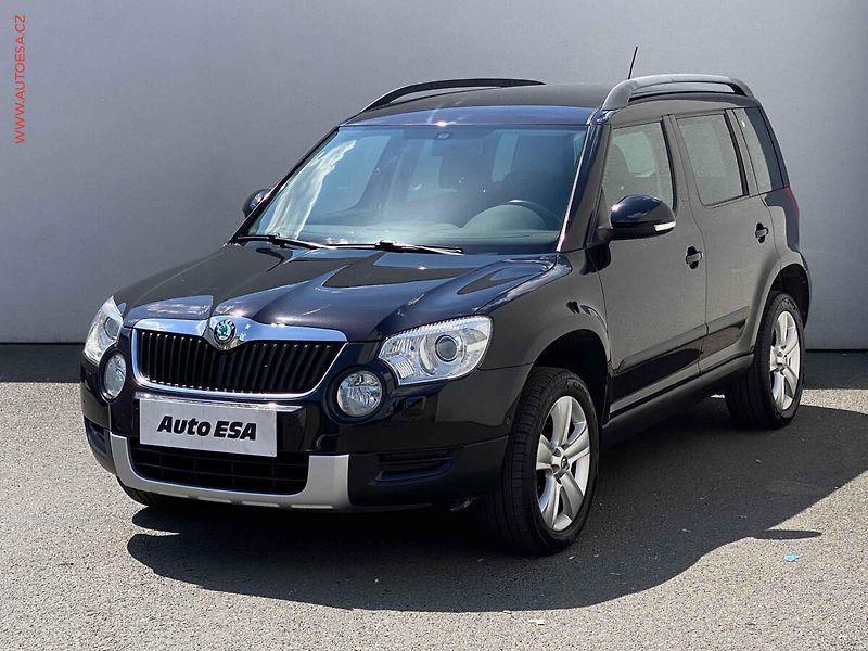 Škoda Yeti (2012) 2.0 TDi, Elegance, DSG, TZ - fotka 3 z 17