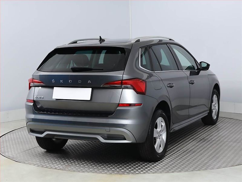 Škoda Kamiq (2023) Style 1.0 TSI - fotka 5 z 17