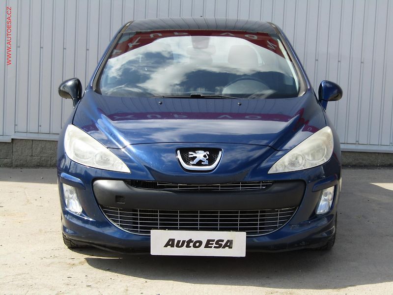 Peugeot 308 (2008) 1.6, autoAC, temp - fotka 2 z 15