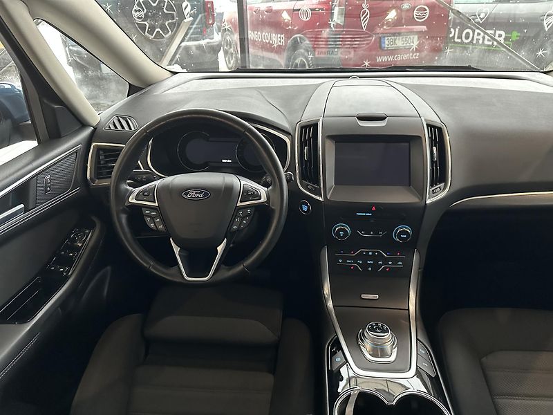 Ford Galaxy Titanium 2.5i HEV 190k aut. - fotka 14 z 30