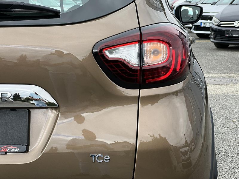 Renault Captur 1.2TCe KOUPENO V ČR 1.MAJ. - fotka 42 z 43