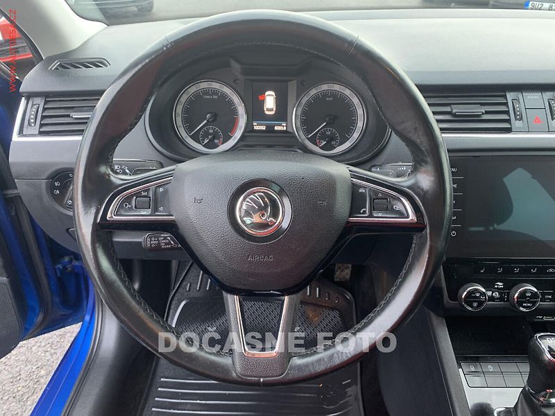 Škoda Octavia (2018) 2.0 TDi, ČR, Style, DSG, - fotka 13 z 21