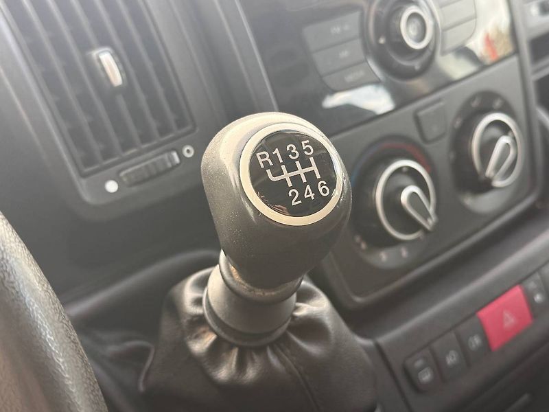 Citroën Jumper (2014) 2.2 HDi 110 kW L3H2 - fotka 15 z 20