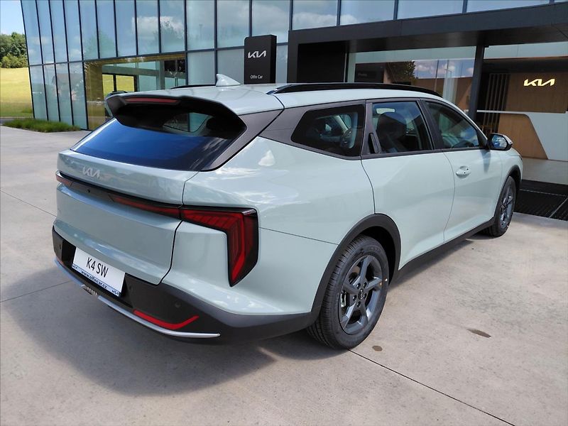 Kia K4 (2026) 1,0   T-GDI SW 7DCT SPIN - fotka 8 z 13