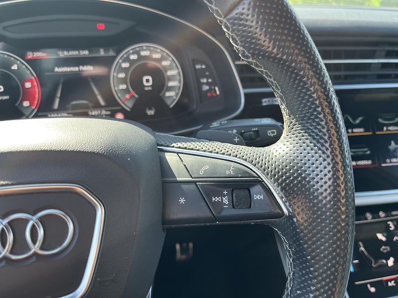 Audi Q7 50TDi quattro S-line - fotka 14 z 24