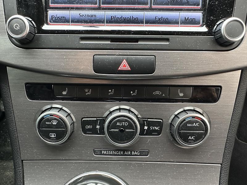 Volkswagen Passat - fotka 19 z 23