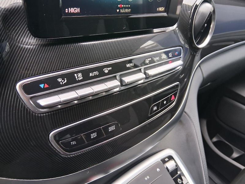 Mercedes-Benz Třídy V 250D 4MATIC XL 140 kW - fotka 14 z 31