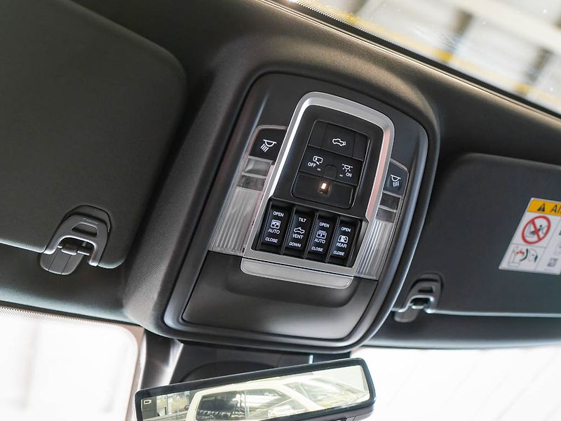 Dodge RAM (2022) 5.7 Limited Night Edition 22 - fotka 34 z 42