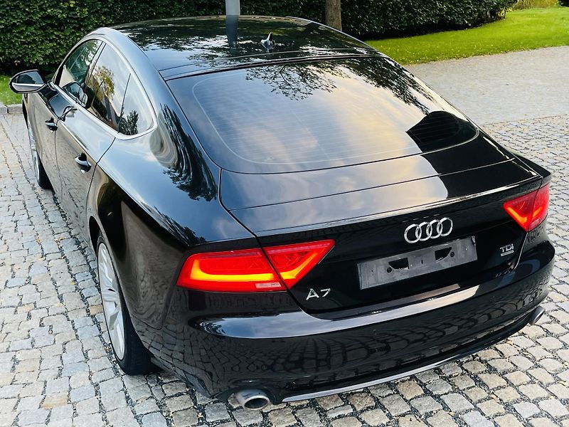 Audi A7 3.0TDI AUT 4x4 KAMERA TAŽNÉ - fotka 17 z 46