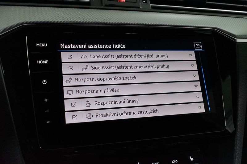 Volkswagen Passat 2.0TDI 147 R-LINE*TAŽNÉ*DPH*ČR - fotka 14 z 45