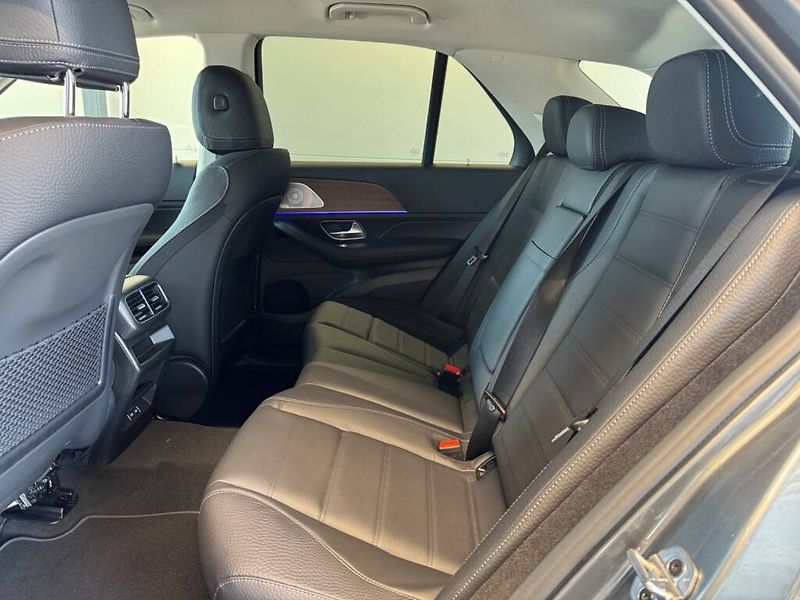 Mercedes-Benz GLE (2026) 300 d 4MATIC - fotka 3 z 6
