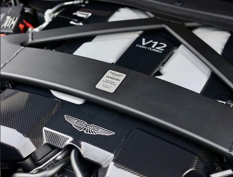 Aston Martin Vanquish (2024) 5.2 V12 New model - fotka 22 z 60