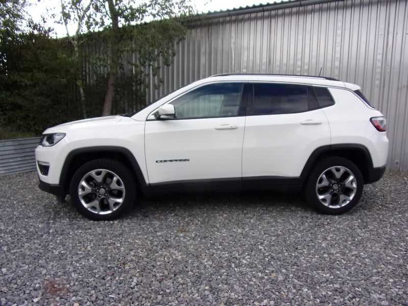 Jeep Compass  2.0M-Jet4X4 LONGITUDE 85000KM - fotka 8 z 26