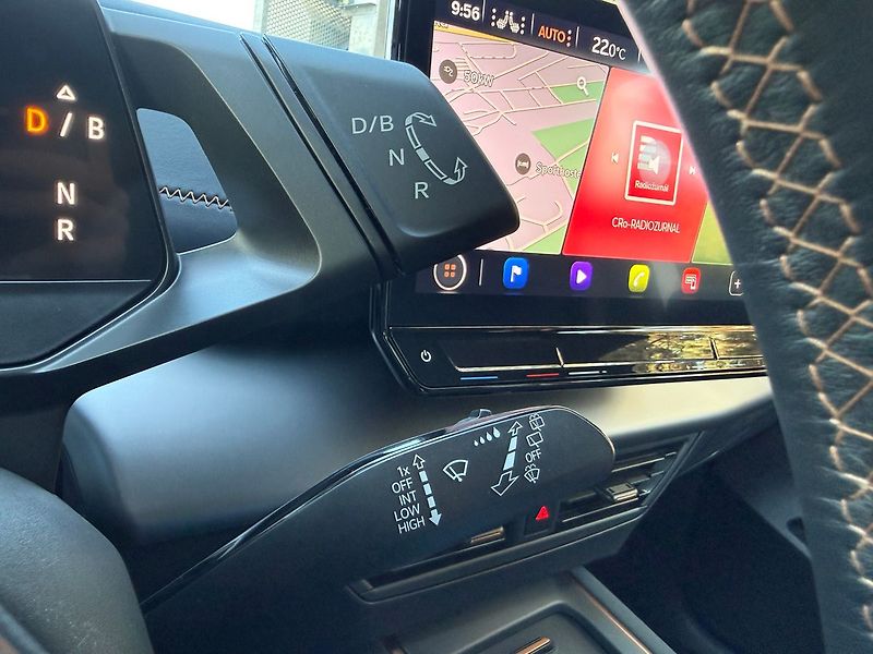 Cupra Born 150kW 360° kamera HUD 62kWh ba - fotka 38 z 45