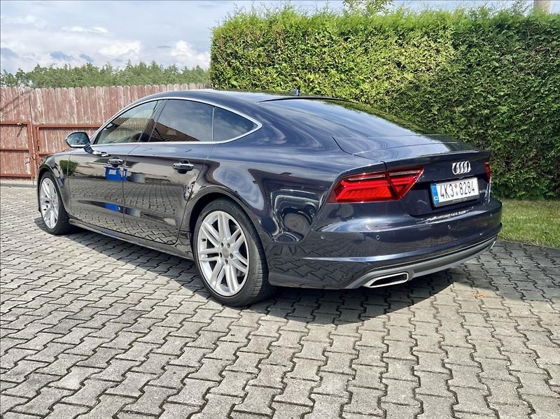 Audi A7 3,0 TDi S-line QUATTRO / LED - fotka 4 z 54