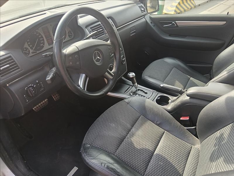 Mercedes-Benz Třídy B 2,0 CDi Automat - fotka 17 z 22
