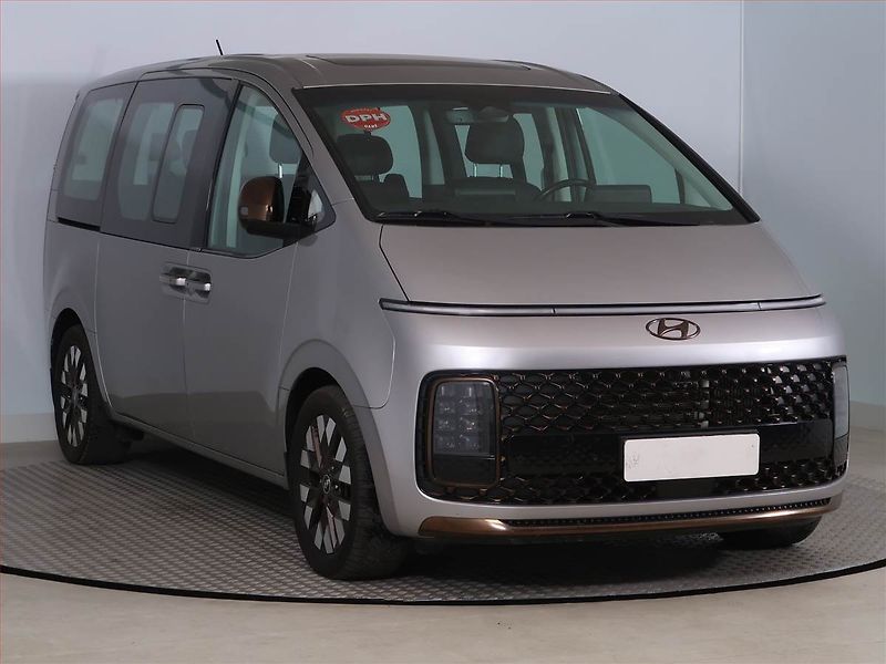 Hyundai Staria (2022) 2.2 CRDi, ČR, 1Maj, DPH - fotka 1 z 21