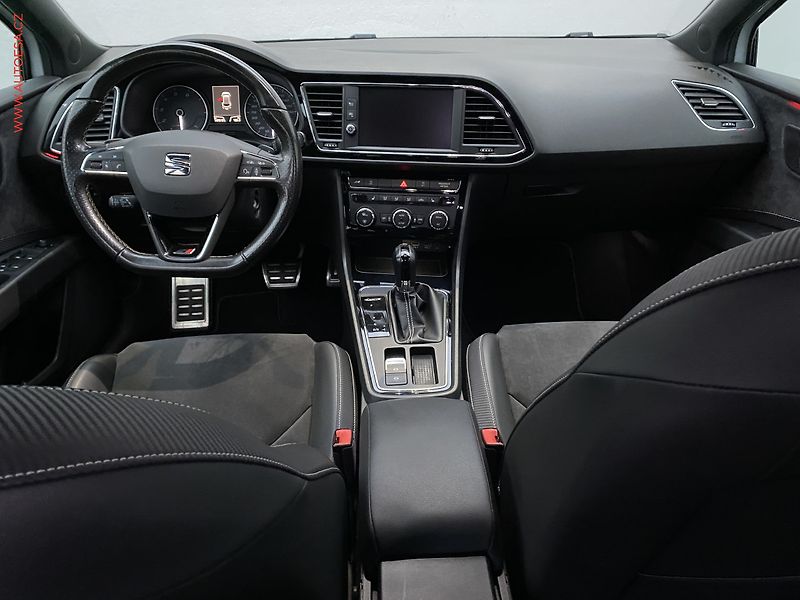 Seat Leon (2017) 2.0 TSi 4Drive, ČR - fotka 8 z 18