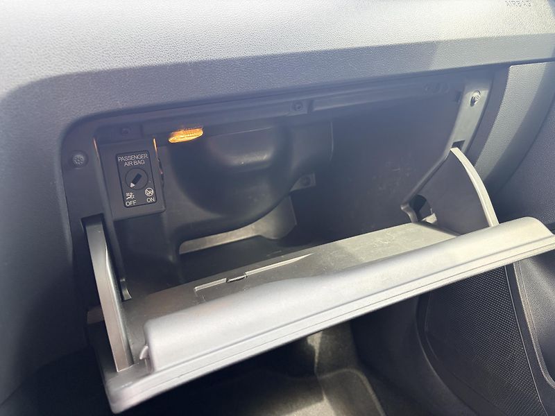 Škoda Rapid 1.6TDI DSG MONTE CARLO - fotka 23 z 35