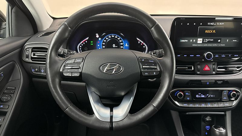 Hyundai i30 1.5 T-GDI AUT Style Kombi - fotka 9 z 28