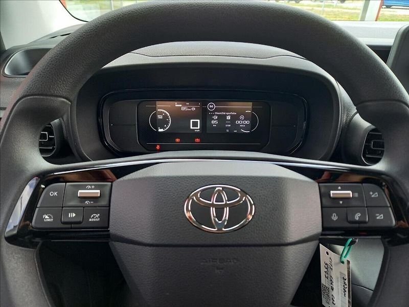 Toyota ProAce City 1,5 Crew Cab L2 5S 1,5D 100k M - fotka 16 z 16