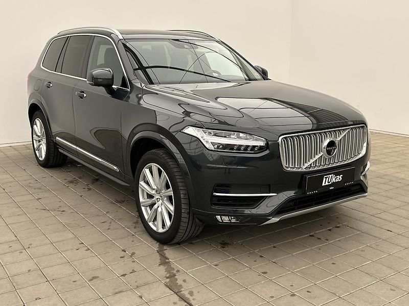 Volvo XC90 2.0 D5 4x4 Inscription - fotka 7 z 35