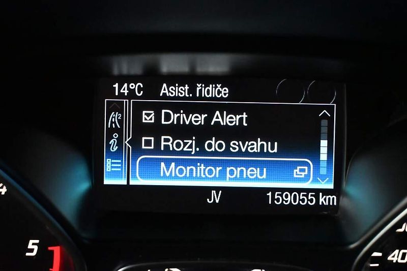 Ford Kuga (2016) 2.0 4x4 INDIVIDUAL Bi-Xenon Ta - fotka 25 z 36