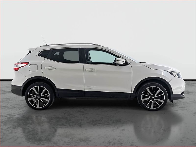 Nissan Qashqai (2016) 1.2 DIG-T, Kůže, Navi - fotka 6 z 20