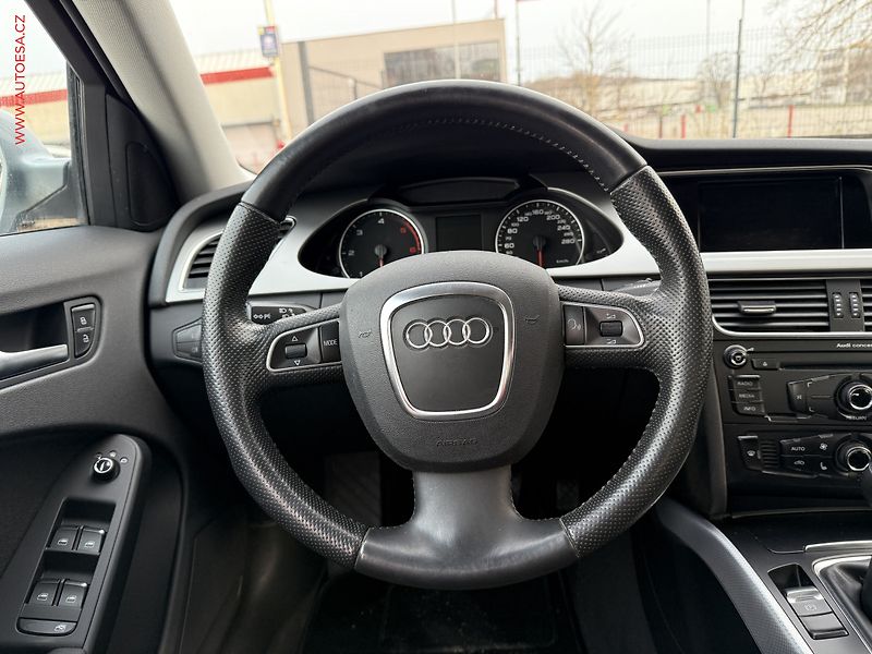 Audi A4 (2011) 3.0 TDi quattro, Bixen - fotka 12 z 16