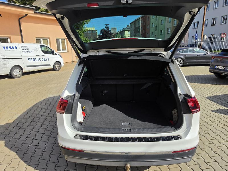 Volkswagen Tiguan (2017) 2.0TDI 176kW DSG 4X4 HIGHLINE - fotka 26 z 27
