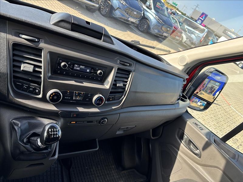 Ford Transit 2,0 Mhev 96kW L3 Kombi Van - fotka 28 z 37