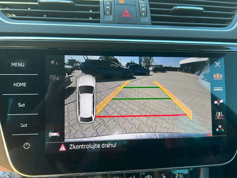 Škoda Superb (2021) SUP.COM GRT SCOUT 4X4 TD 140/2 - fotka 28 z 35