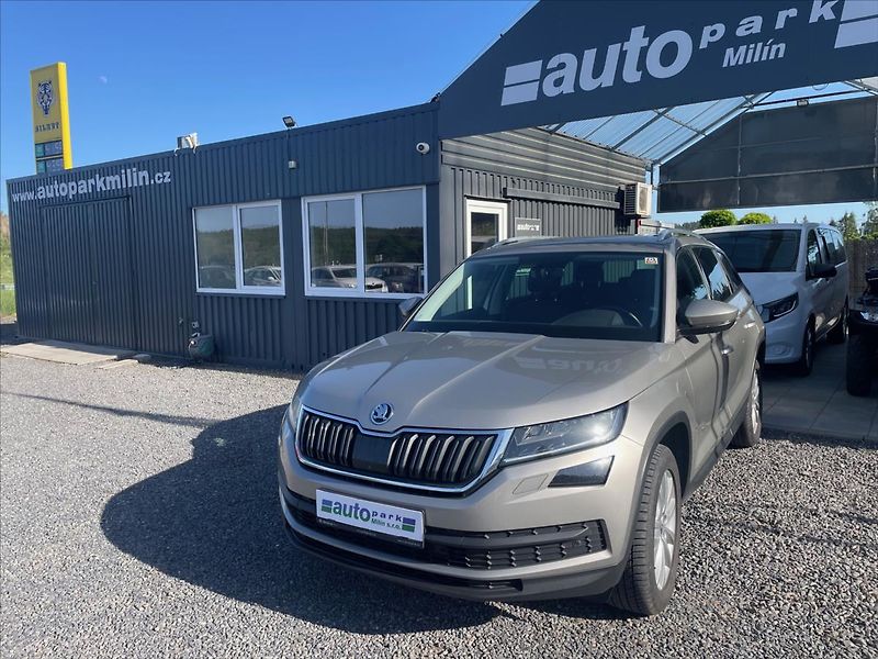 Škoda Kodiaq 2,0 140kw, DSG, dostupnost den - fotka 3 z 15